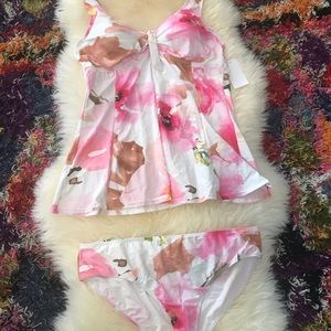 Beautiful brand new bikini set